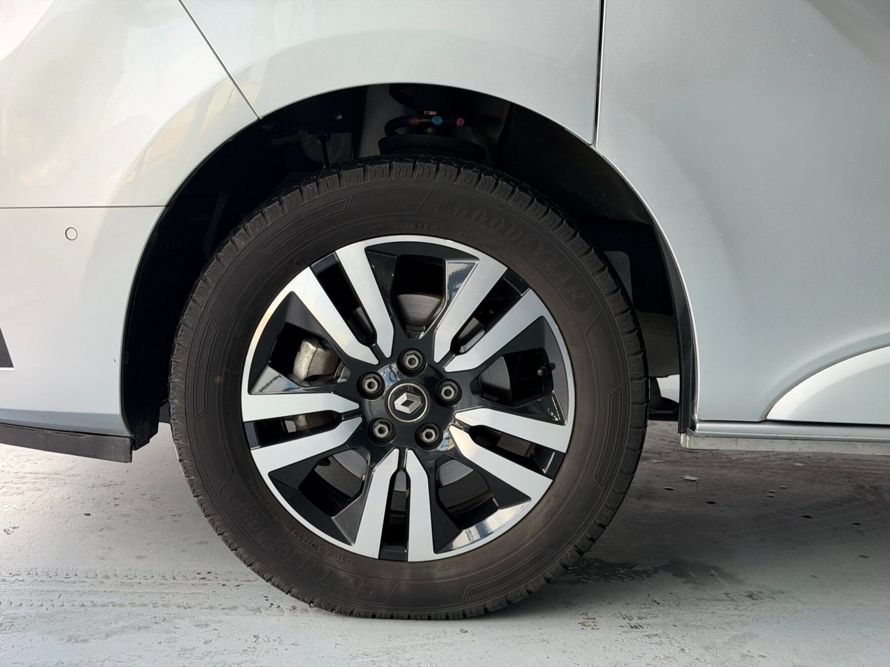 RENAULT TRAFIC SPACECLASS 2.0DCI 150CV L1H1