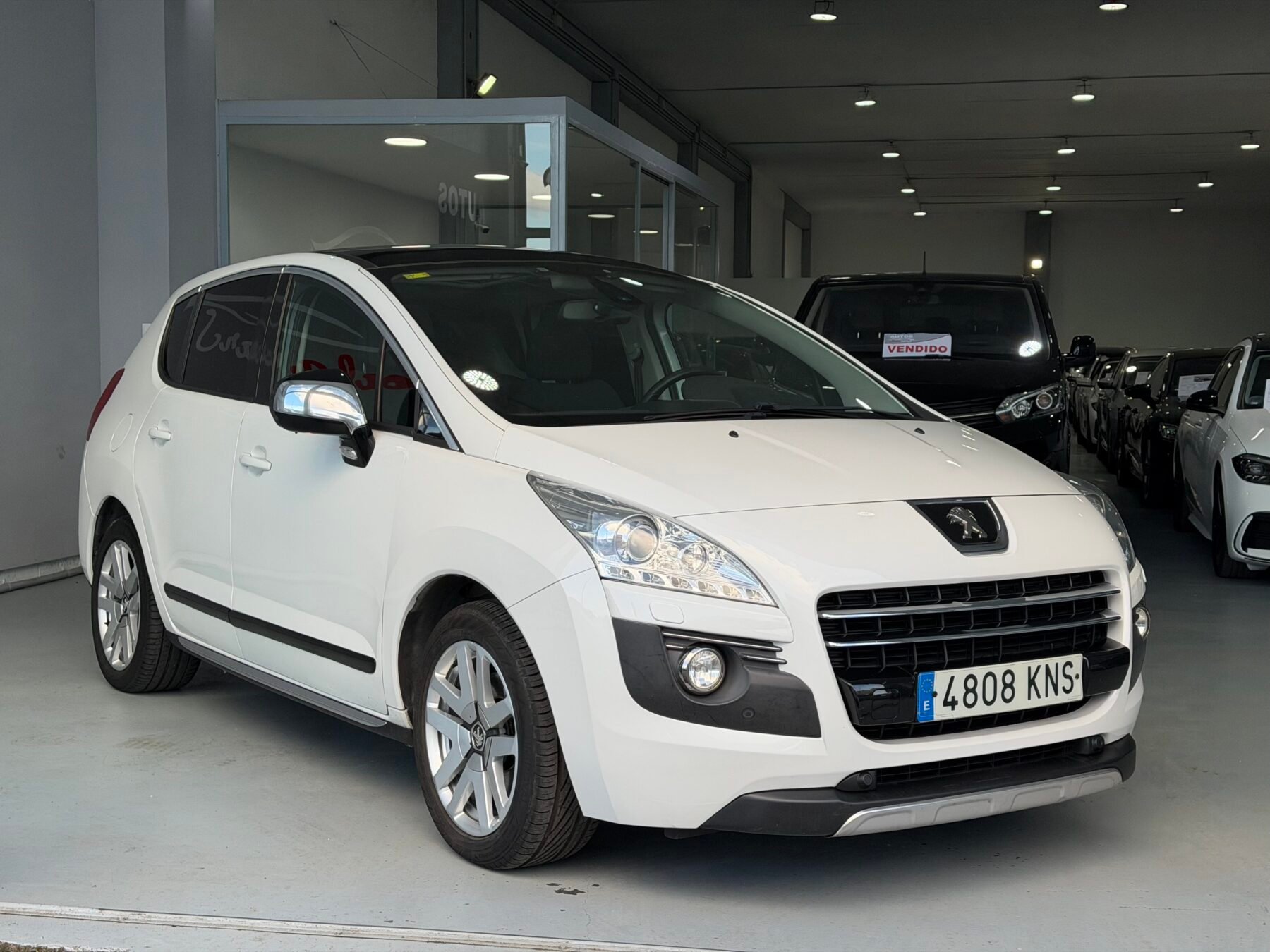 PEUGEOT  3008 HYbrid4 Limited Edition