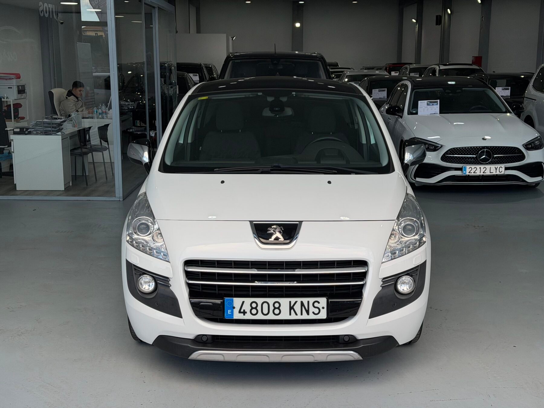 PEUGEOT  3008 HYbrid4 Limited Edition