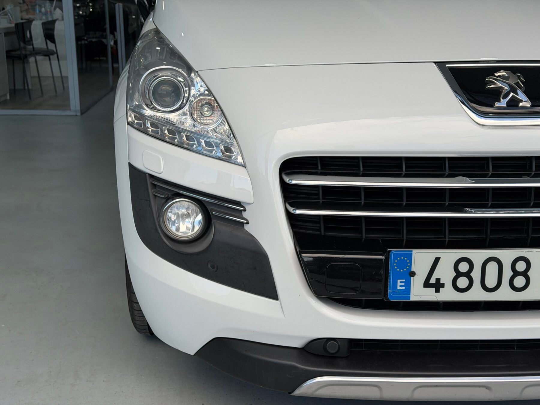 PEUGEOT  3008 HYbrid4 Limited Edition