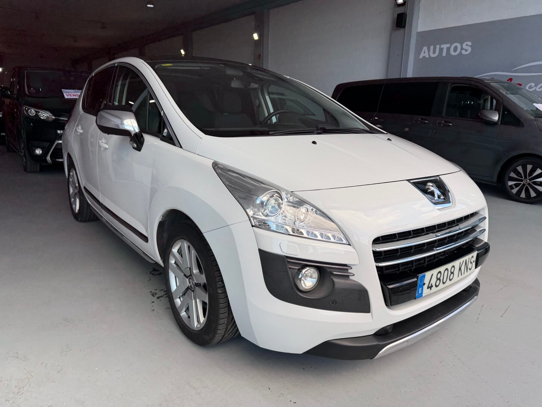 PEUGEOT  3008 HYbrid4 Limited Edition