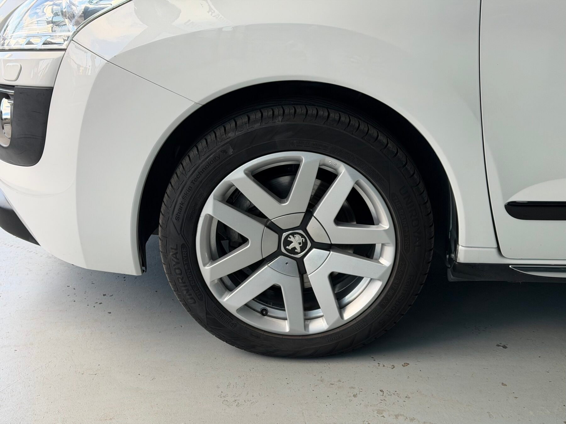 PEUGEOT  3008 HYbrid4 Limited Edition