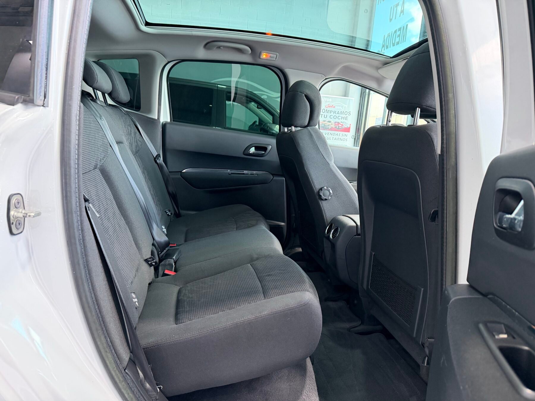 PEUGEOT  3008 HYbrid4 Limited Edition