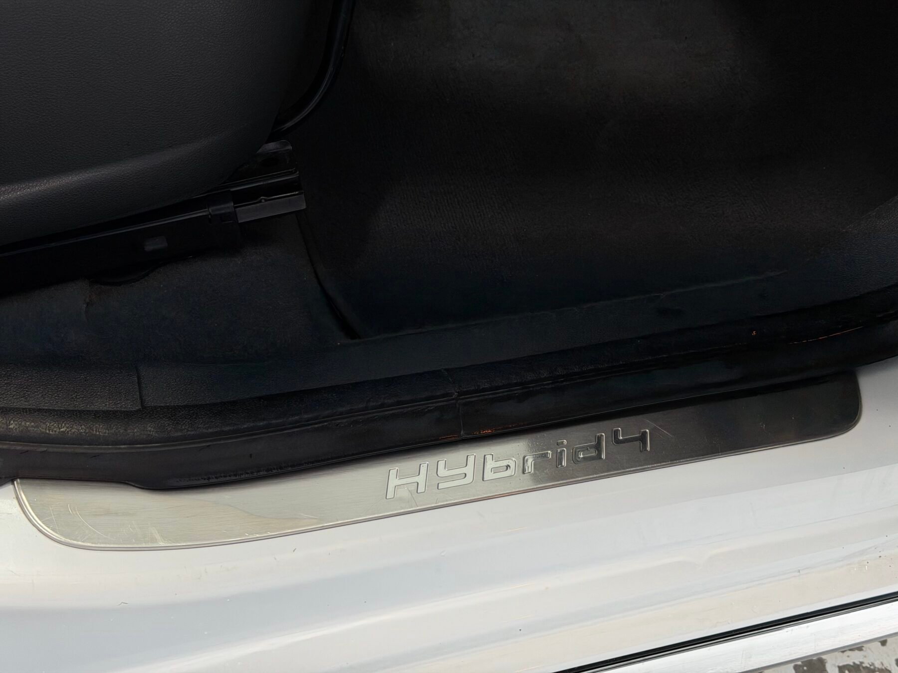 PEUGEOT  3008 HYbrid4 Limited Edition