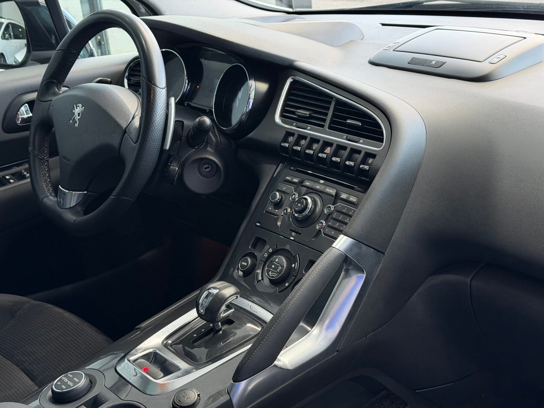 PEUGEOT  3008 HYbrid4 Limited Edition