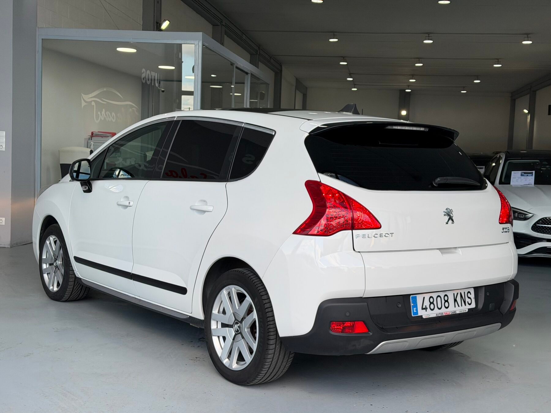 PEUGEOT  3008 HYbrid4 Limited Edition