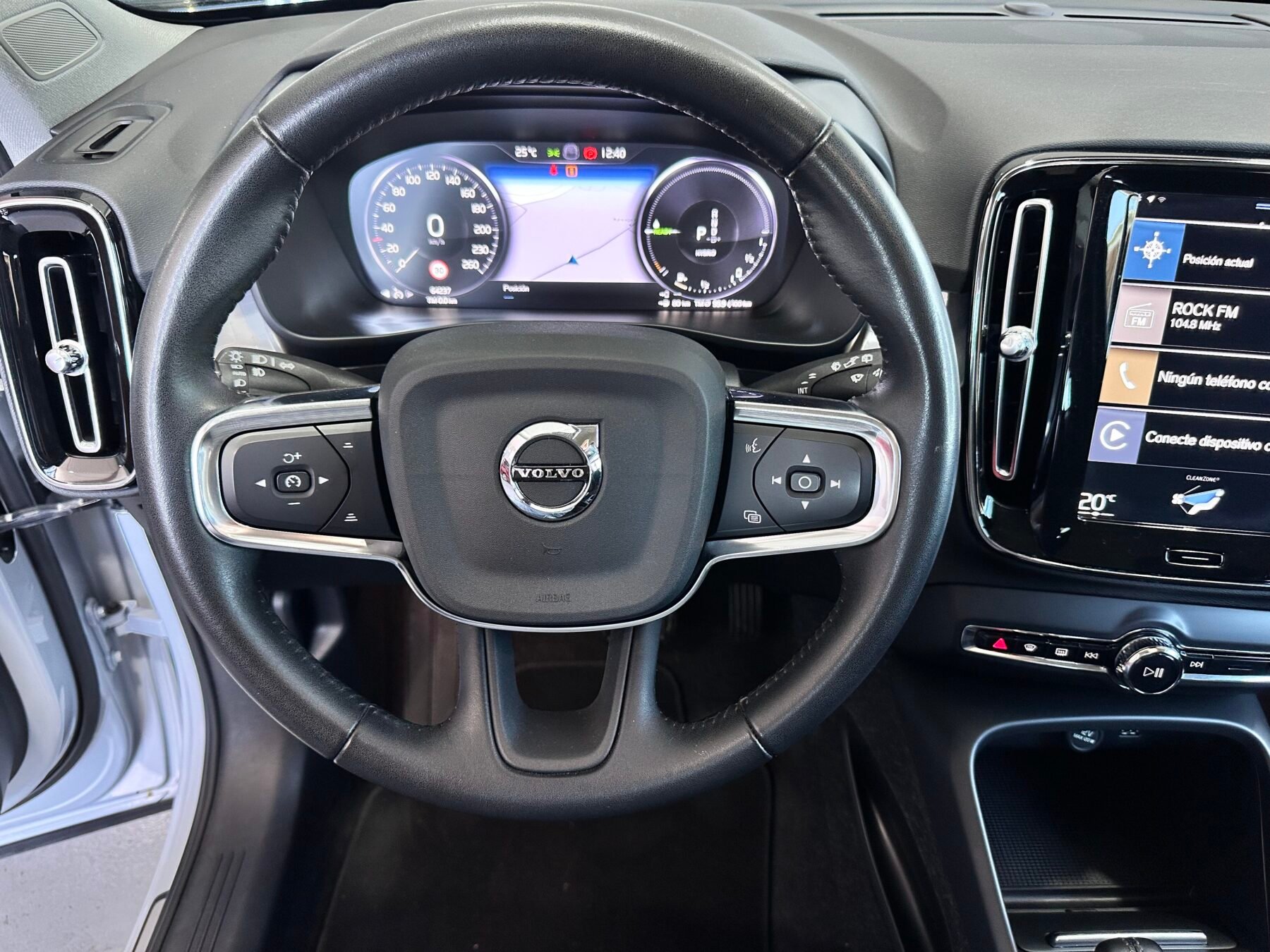 VOLVO XC40 T4 Twin Recharge RDesign Exp Auto