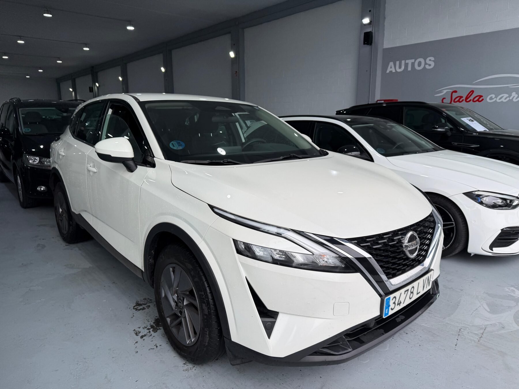 NISSAN Qashqai XTRONIC ACENTA 