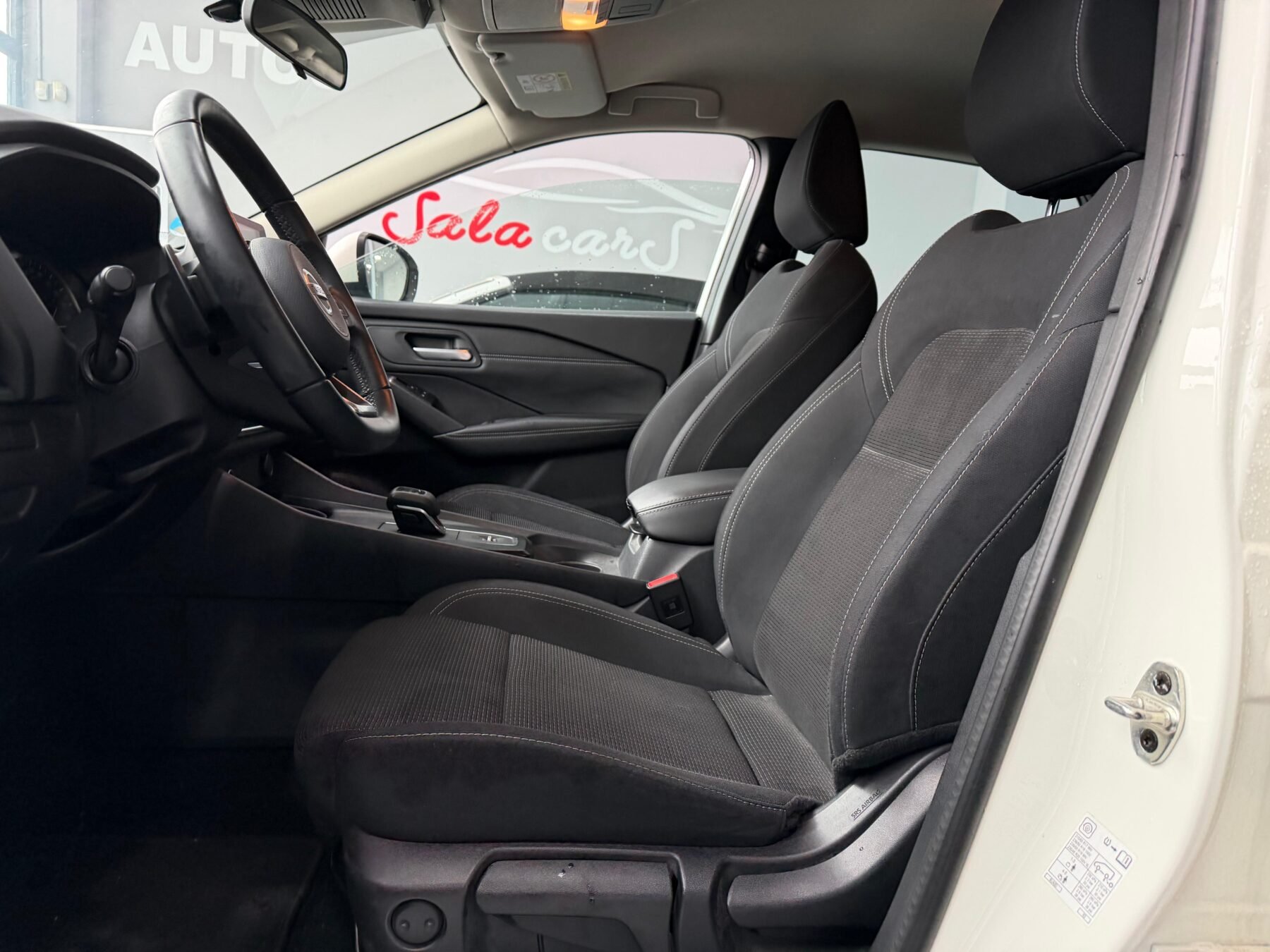 NISSAN Qashqai XTRONIC ACENTA 