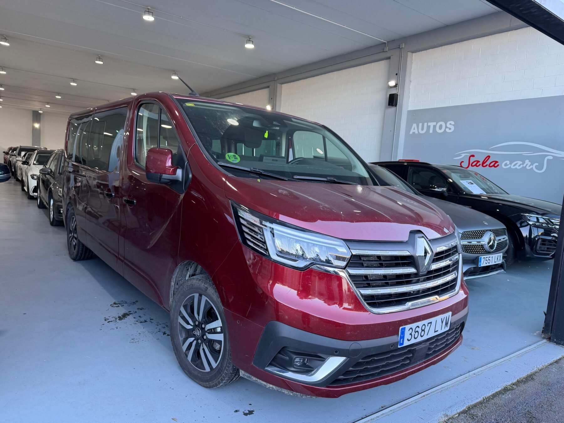 RENAULT TRAFIC spaceclass L2H1