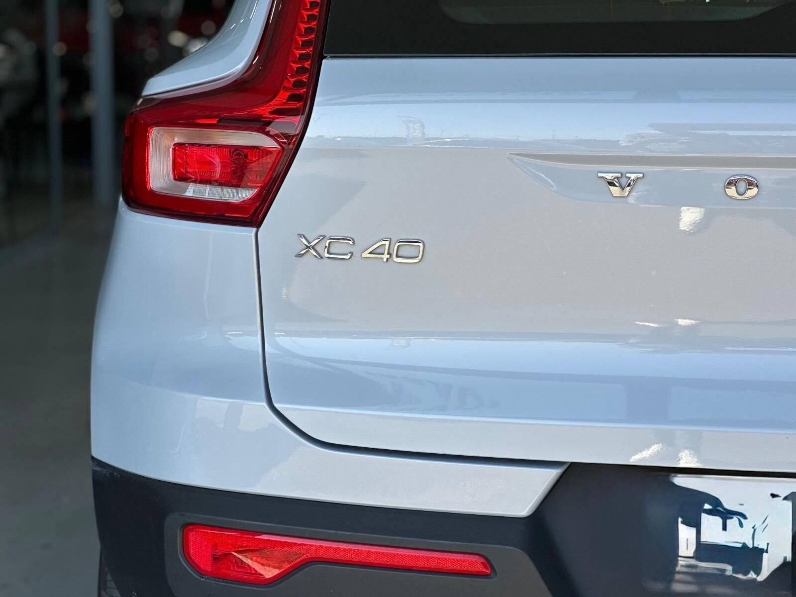 VOLVO XC40 T4 Twin Recharge RDesign Exp Auto
