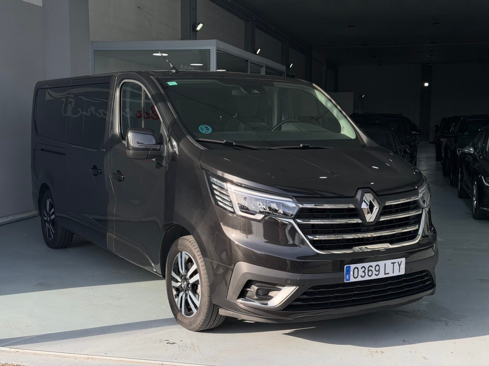 RENAULT TRAFIC SPACECLASS L2H1 