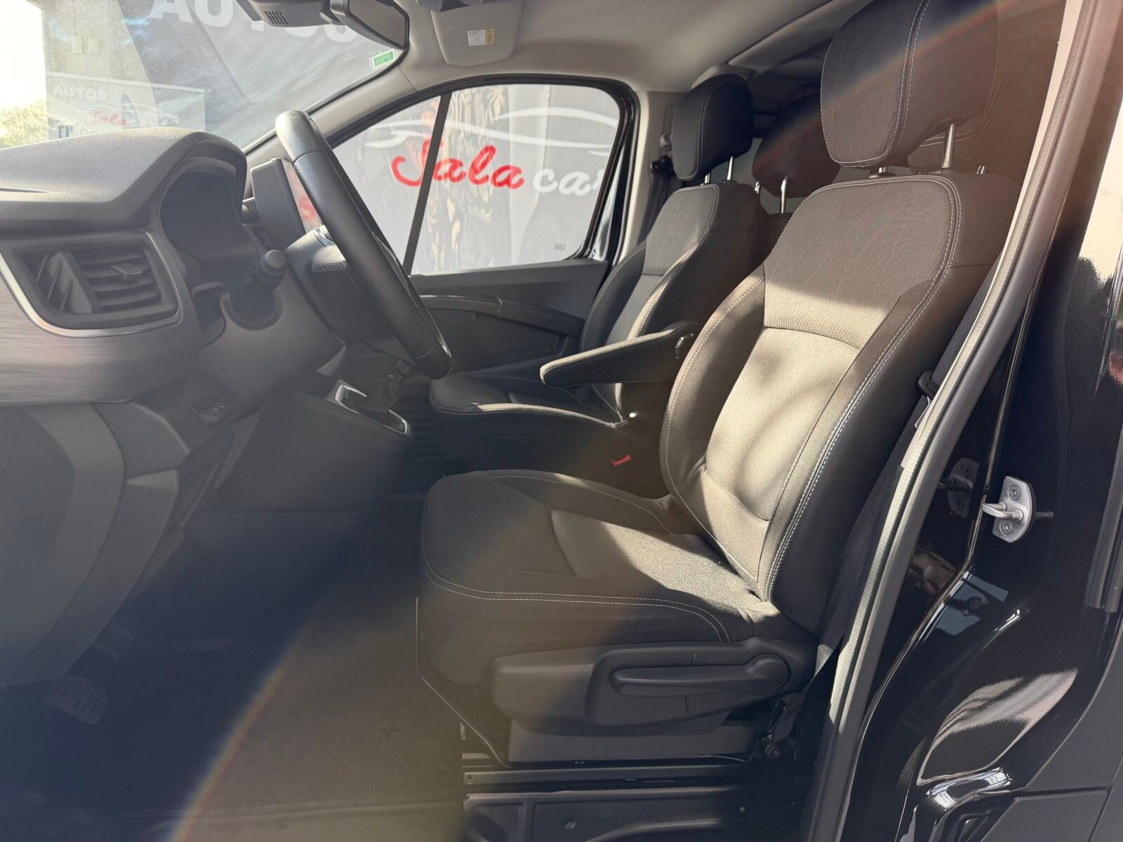 RENAULT TRAFIC SPACECLASS L2H1 