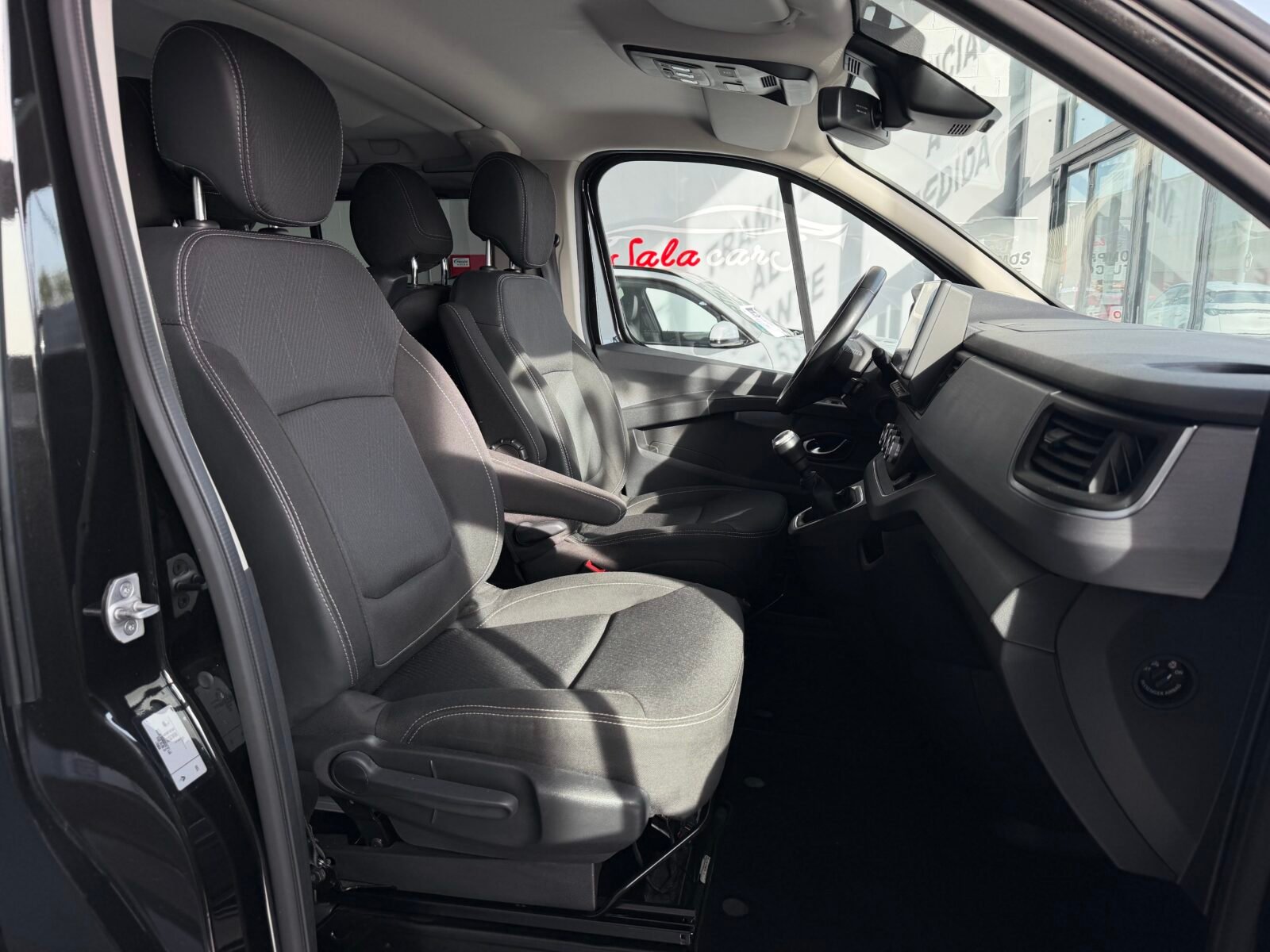 RENAULT TRAFIC SPACECLASS L2H1 