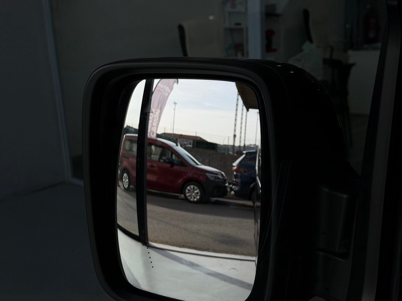 RENAULT TRAFIC SPACECLASS L2H1 