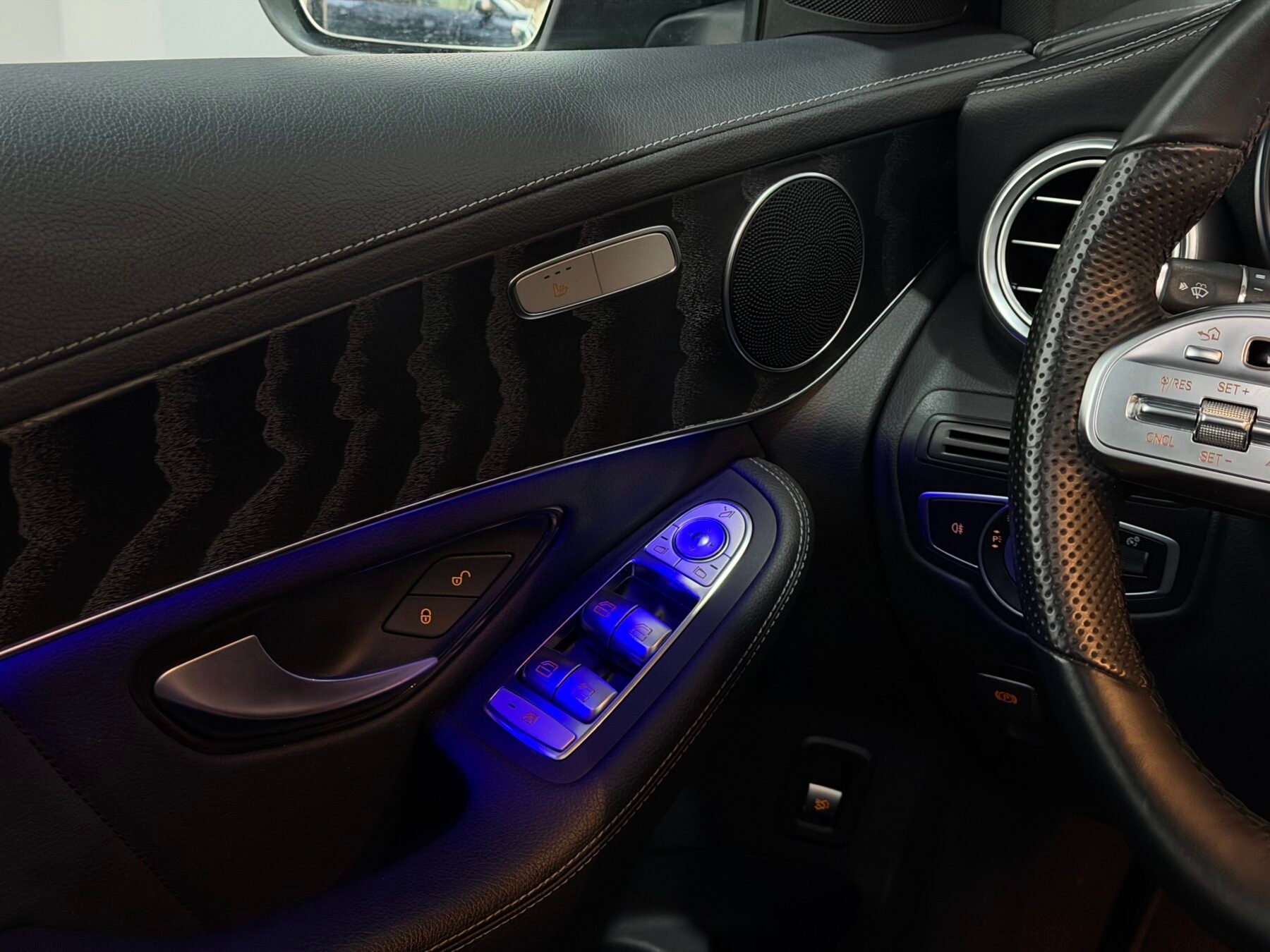 MERCEDES-BENZ GLC COUPE 300de AMG 4MATIC 