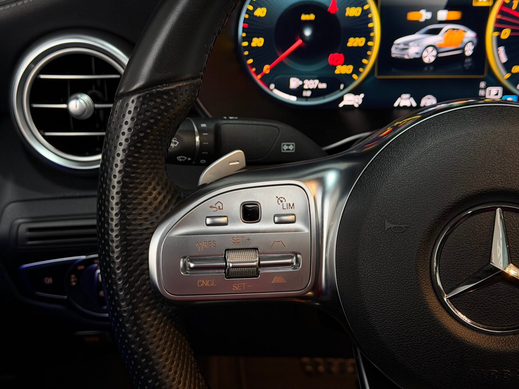 MERCEDES-BENZ GLC COUPE 300de AMG 4MATIC 