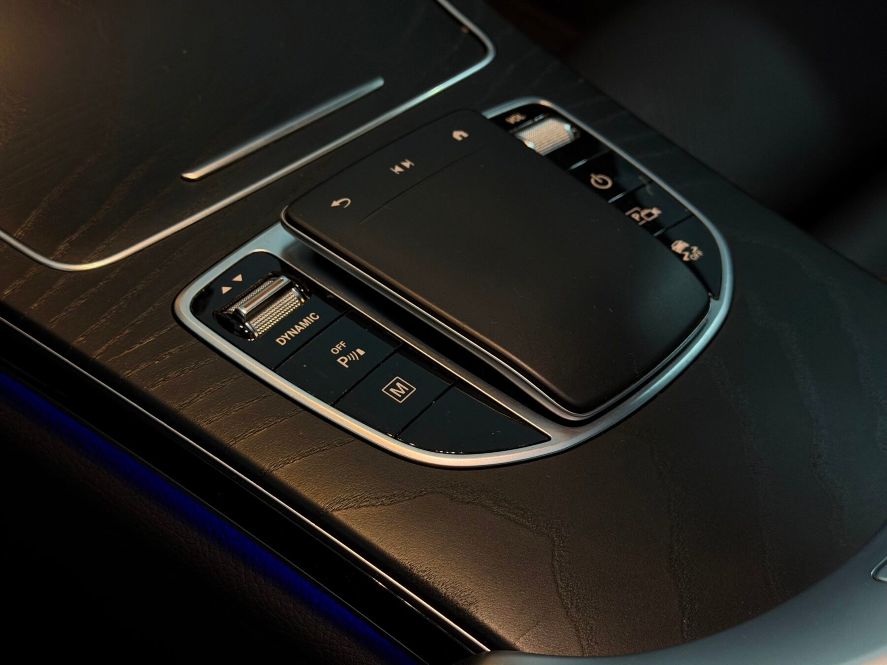 MERCEDES-BENZ GLC COUPE 300de AMG 4MATIC 