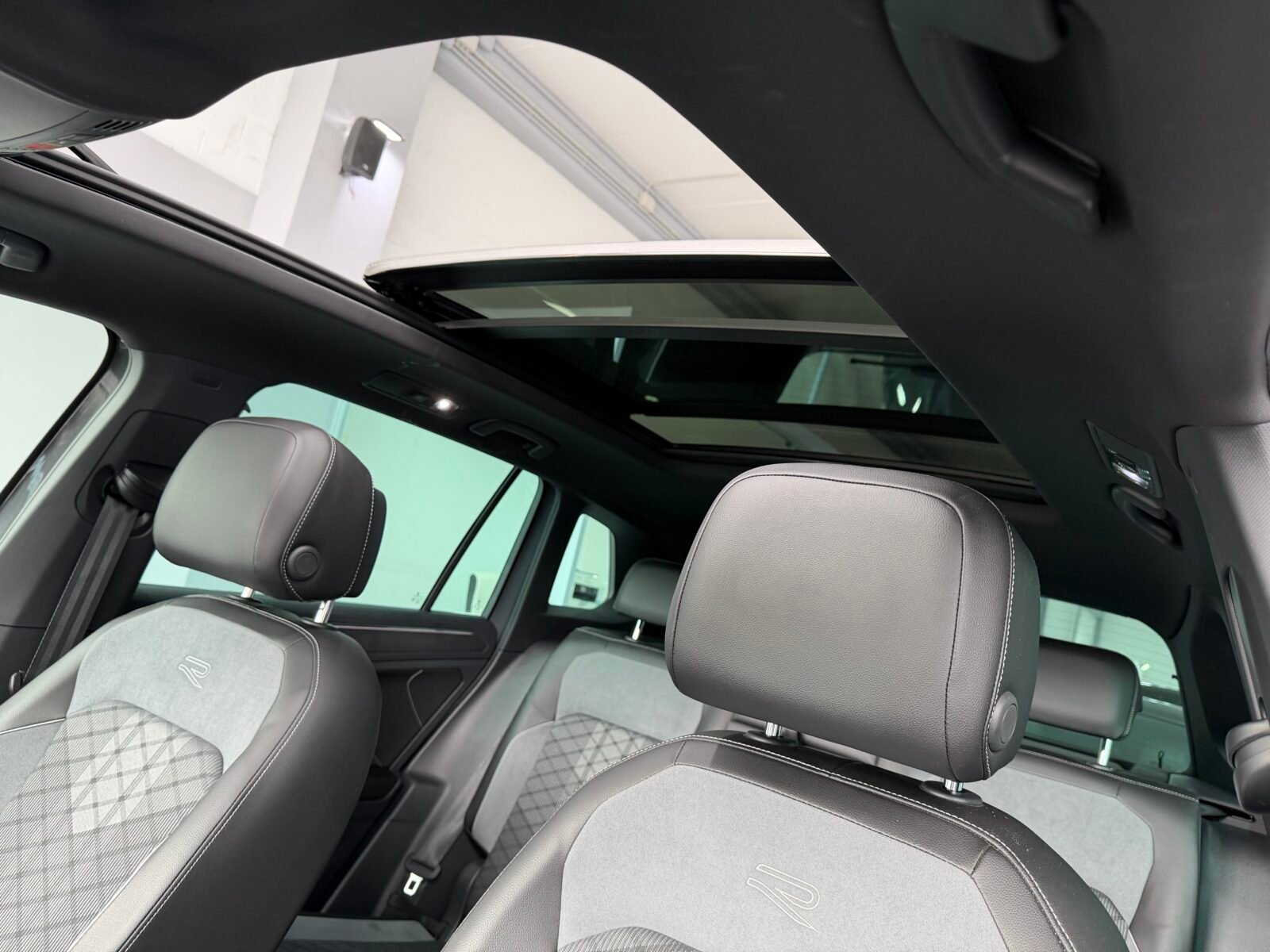 VOLKSWAGEN TIGUAN Tiguan RLine 2.0 TDI 110kW 150CV DSG