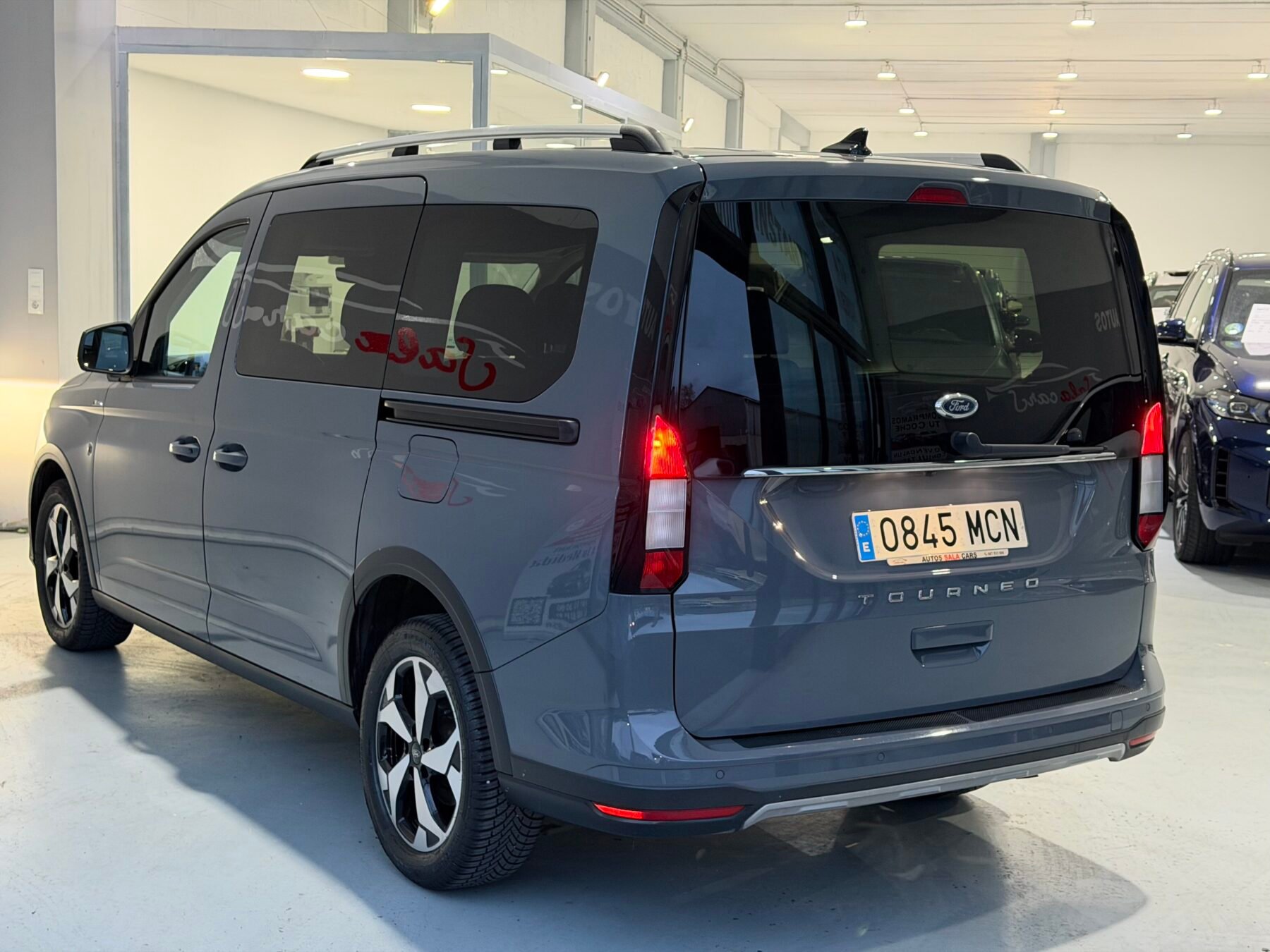 FORD TOURNEO CONNECT ACTIVE L2H1 2.0 TDI