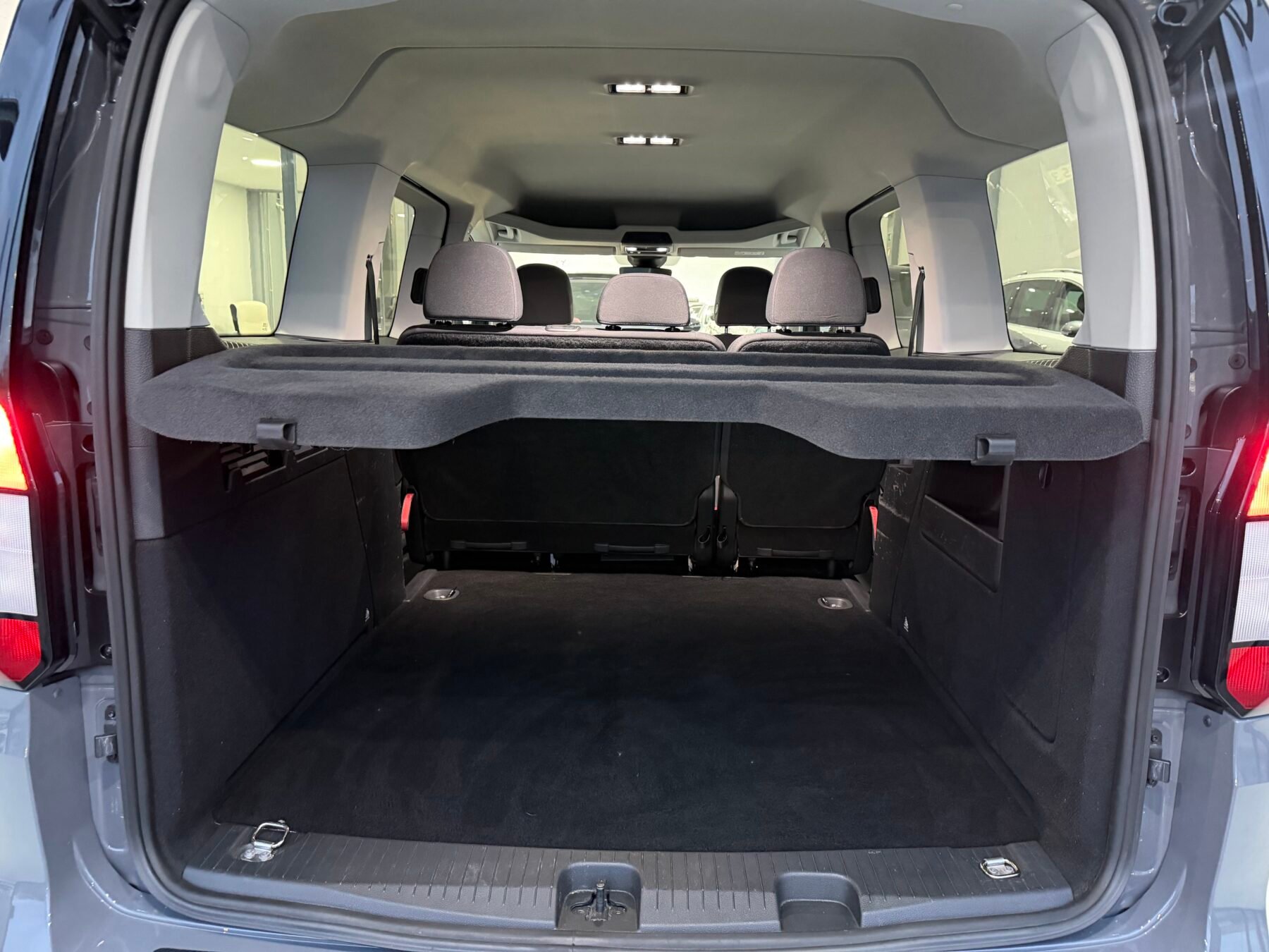 FORD TOURNEO CONNECT ACTIVE L2H1 2.0 TDI