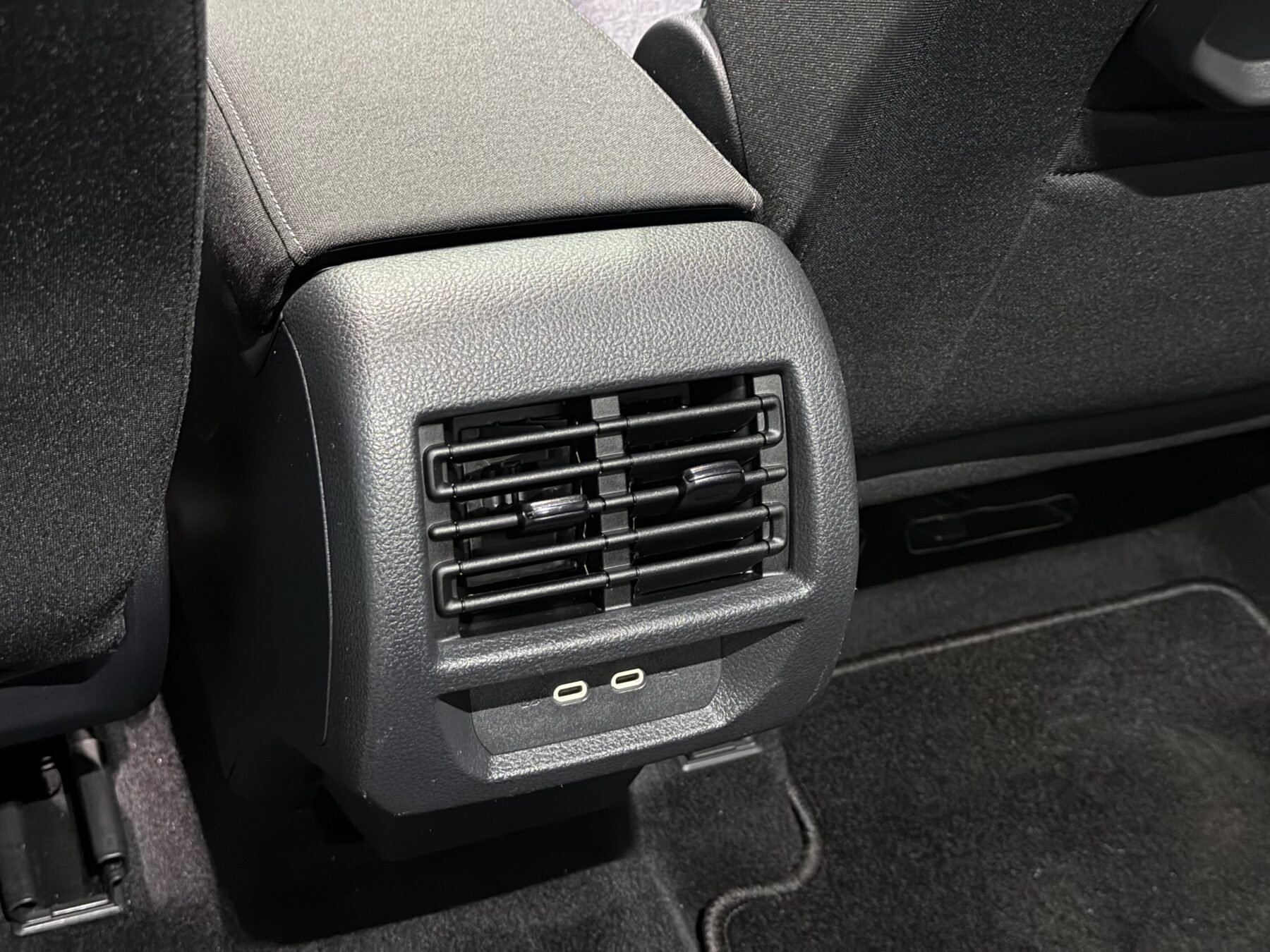 FORD TOURNEO CONNECT ACTIVE L2H1 2.0 TDI