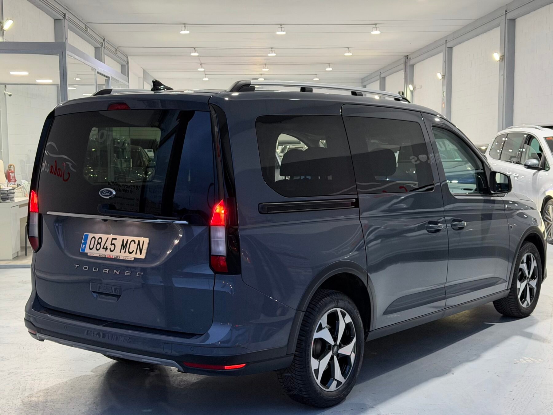 FORD TOURNEO CONNECT ACTIVE L2H1 2.0 TDI