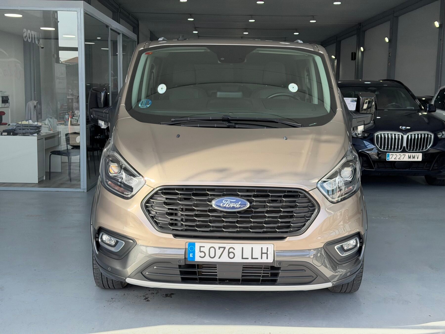 FORD TOURNEO CUSTOM 2.0 Ecob 136kW 185CV Hybr L2 Active