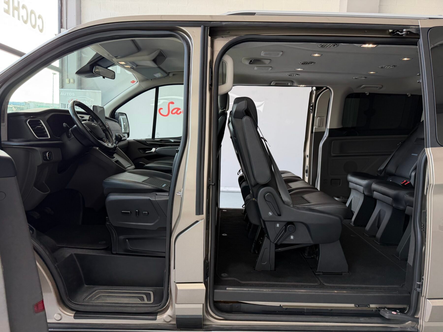 FORD TOURNEO CUSTOM 2.0 Ecob 136kW 185CV Hybr L2 Active