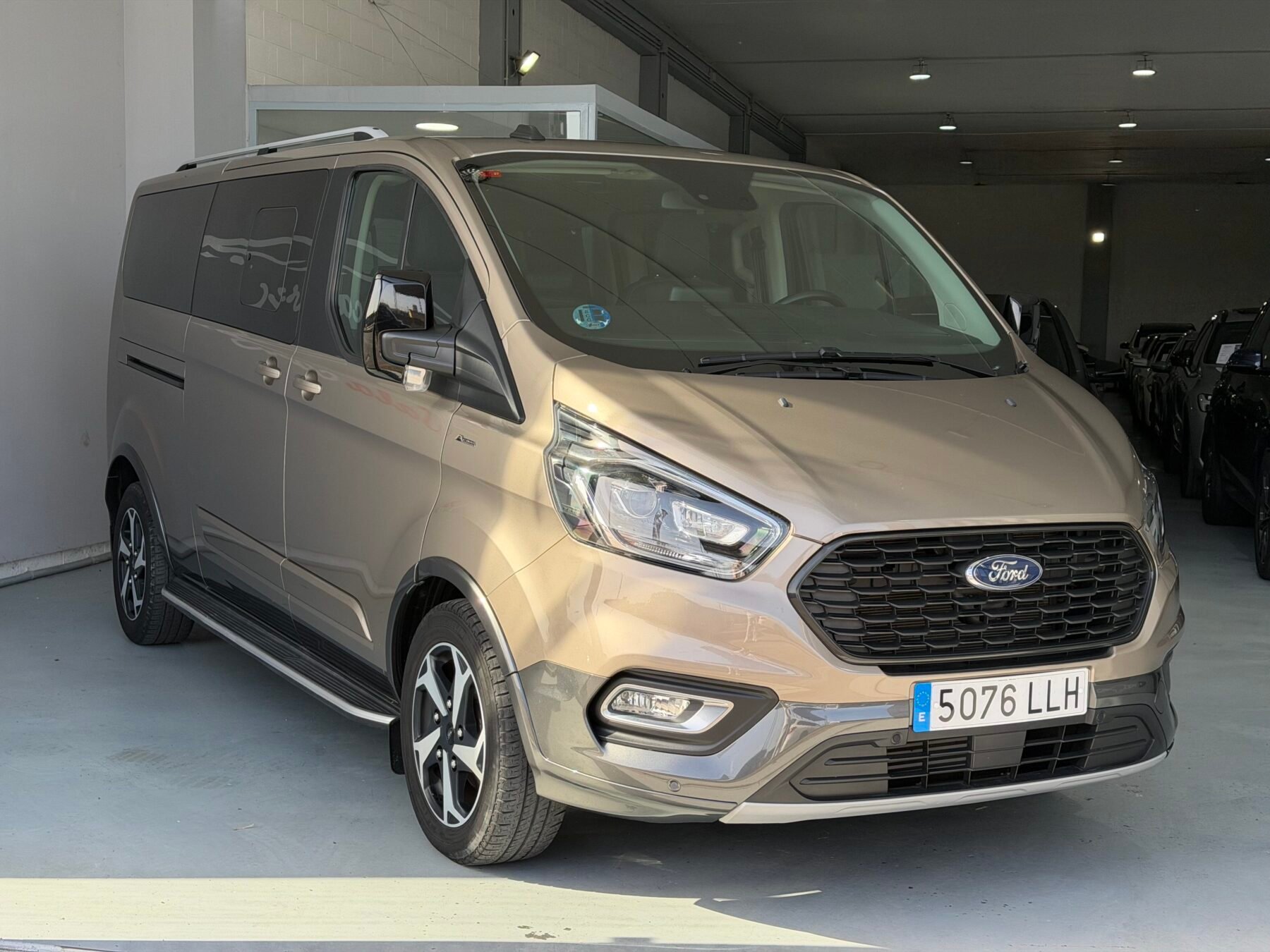 FORD TOURNEO CUSTOM 2.0 Ecob 136kW 185CV Hybr L2 Active