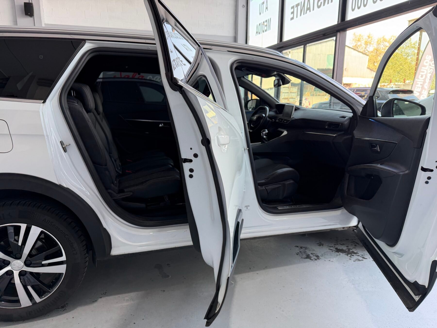 PEUGEOT  5008 GTLine 1.2L PureTech 96kW 130CV SS