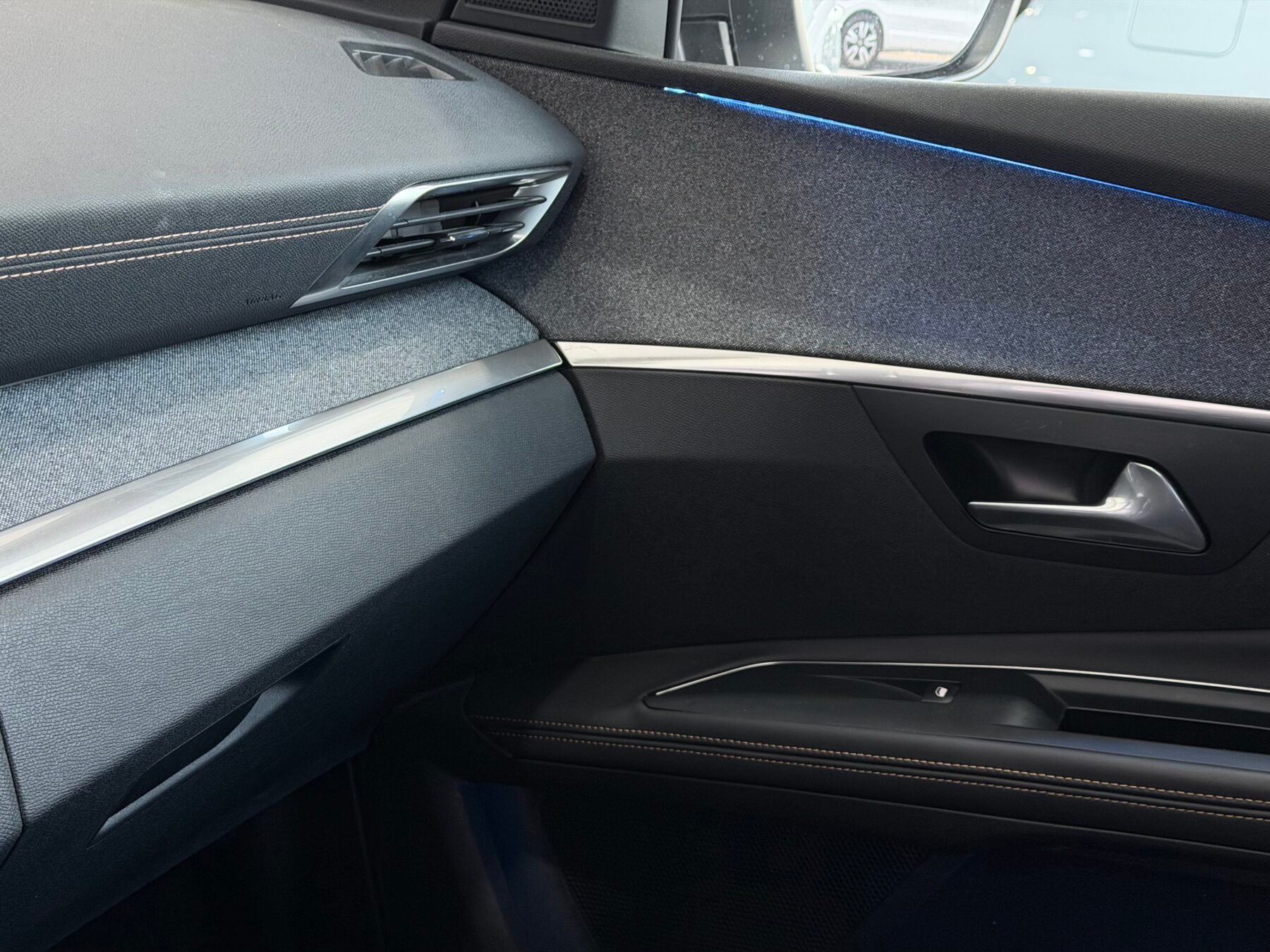 PEUGEOT  5008 GTLine 1.2L PureTech 96kW 130CV SS