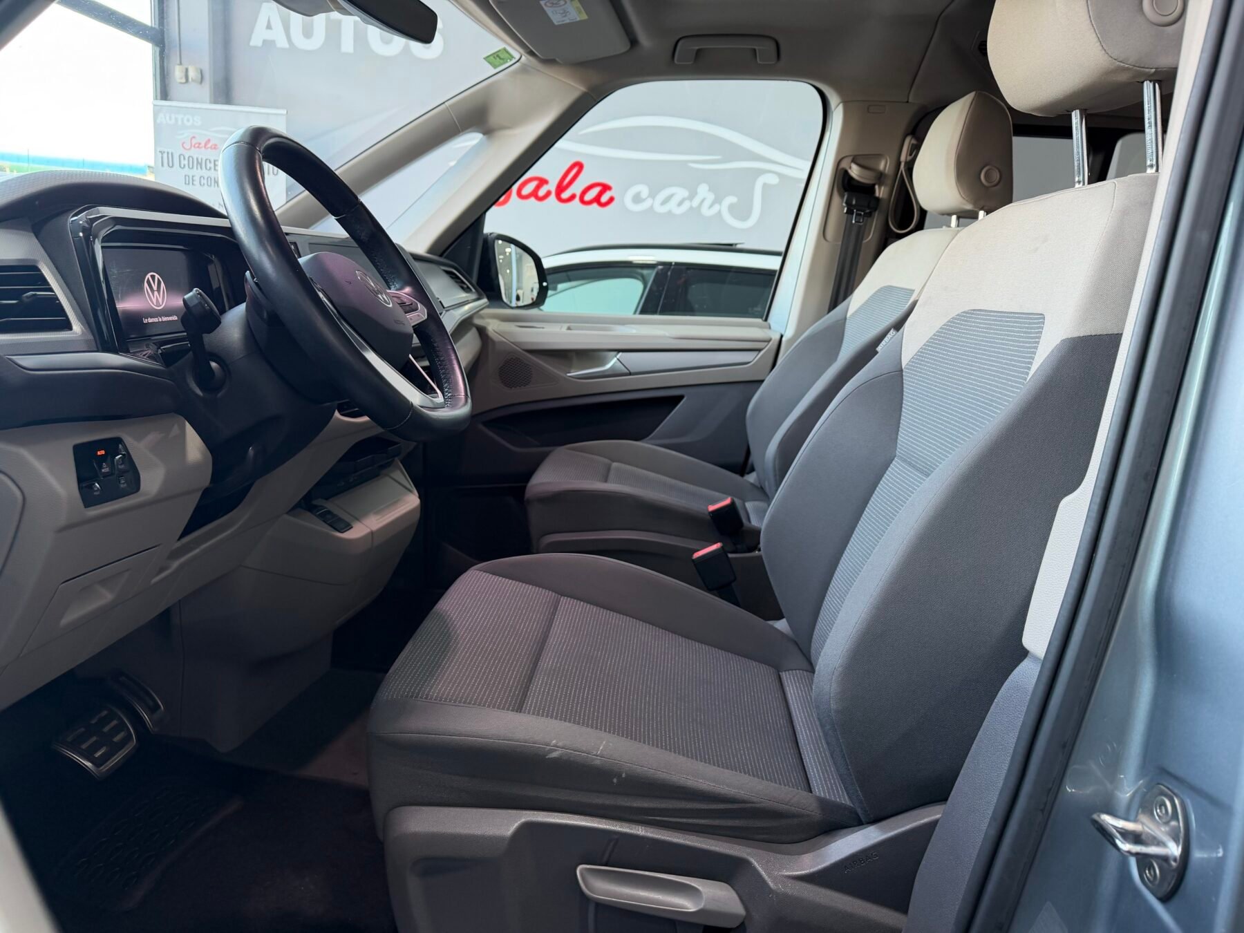 VOLKSWAGEN MULTIVAN PHEV 1.4TSI 218 DSG6 BC