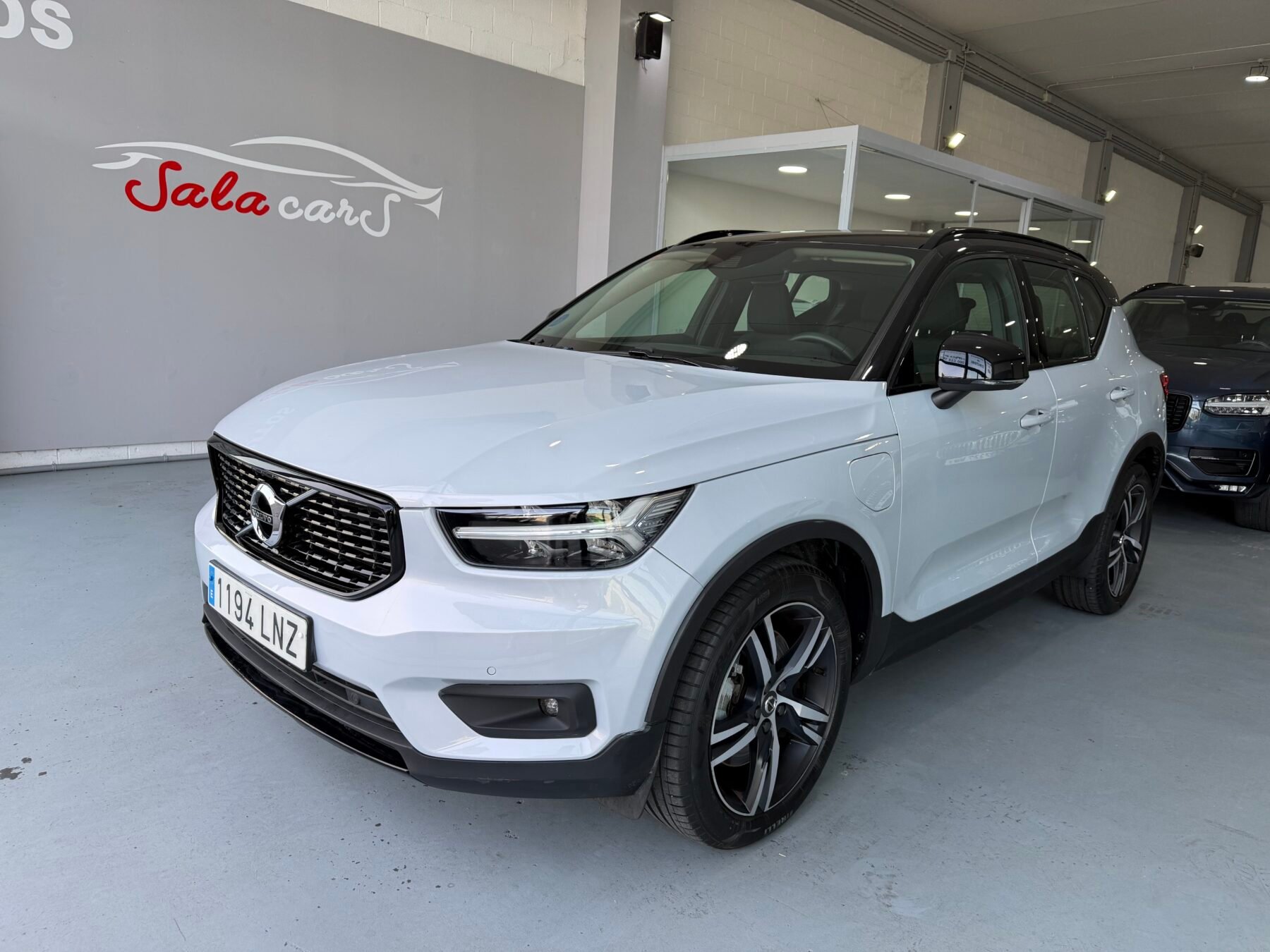 VOLVO XC40 T4 Twin Recharge RDesign Exp Auto