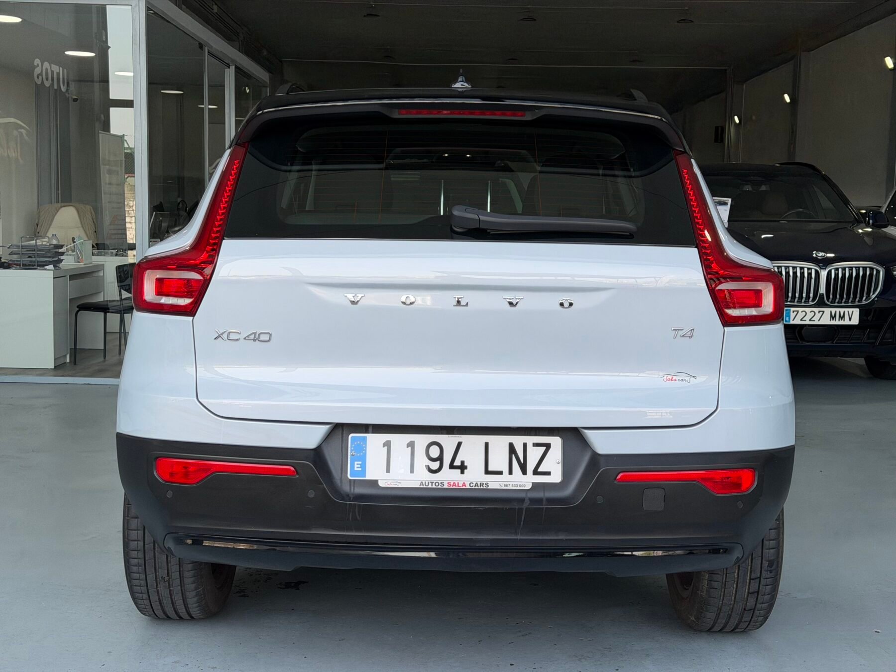 VOLVO XC40 T4 Twin Recharge RDesign Exp Auto