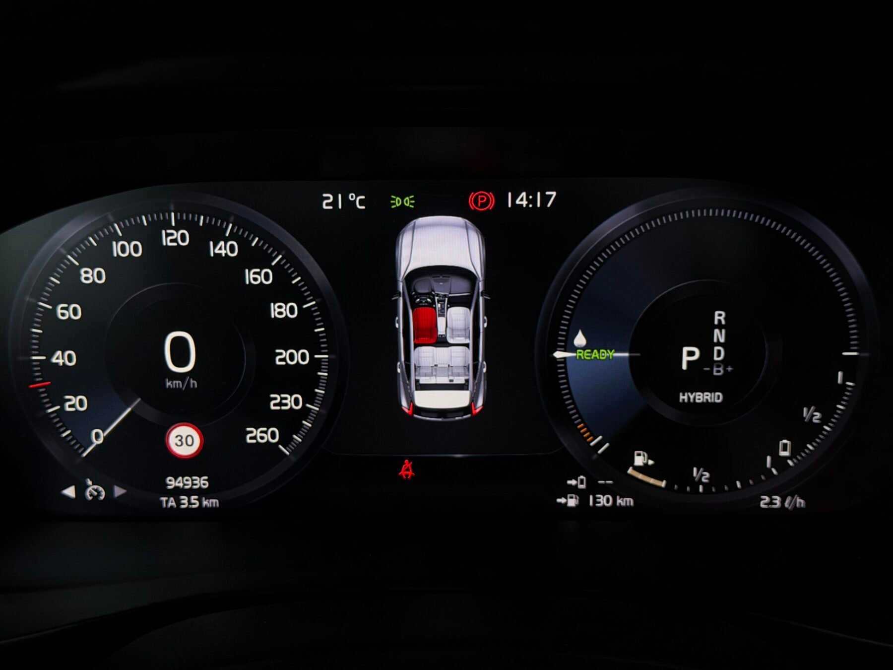 VOLVO XC40 T4 Twin Recharge RDesign Exp Auto