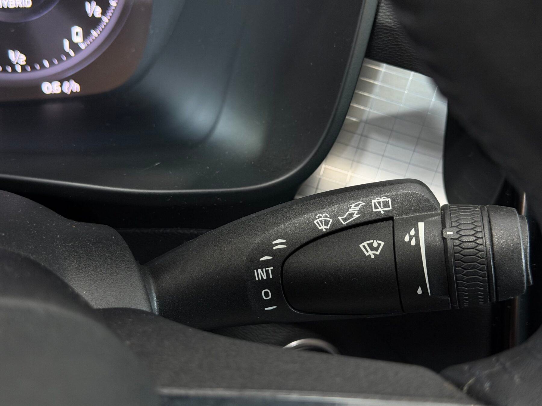 VOLVO XC40 T4 Twin Recharge RDesign Exp Auto