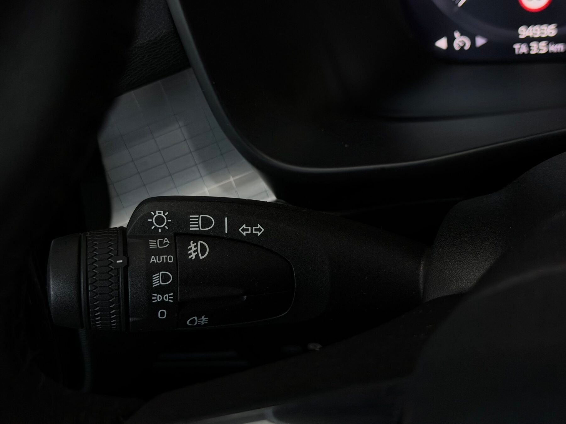 VOLVO XC40 T4 Twin Recharge RDesign Exp Auto