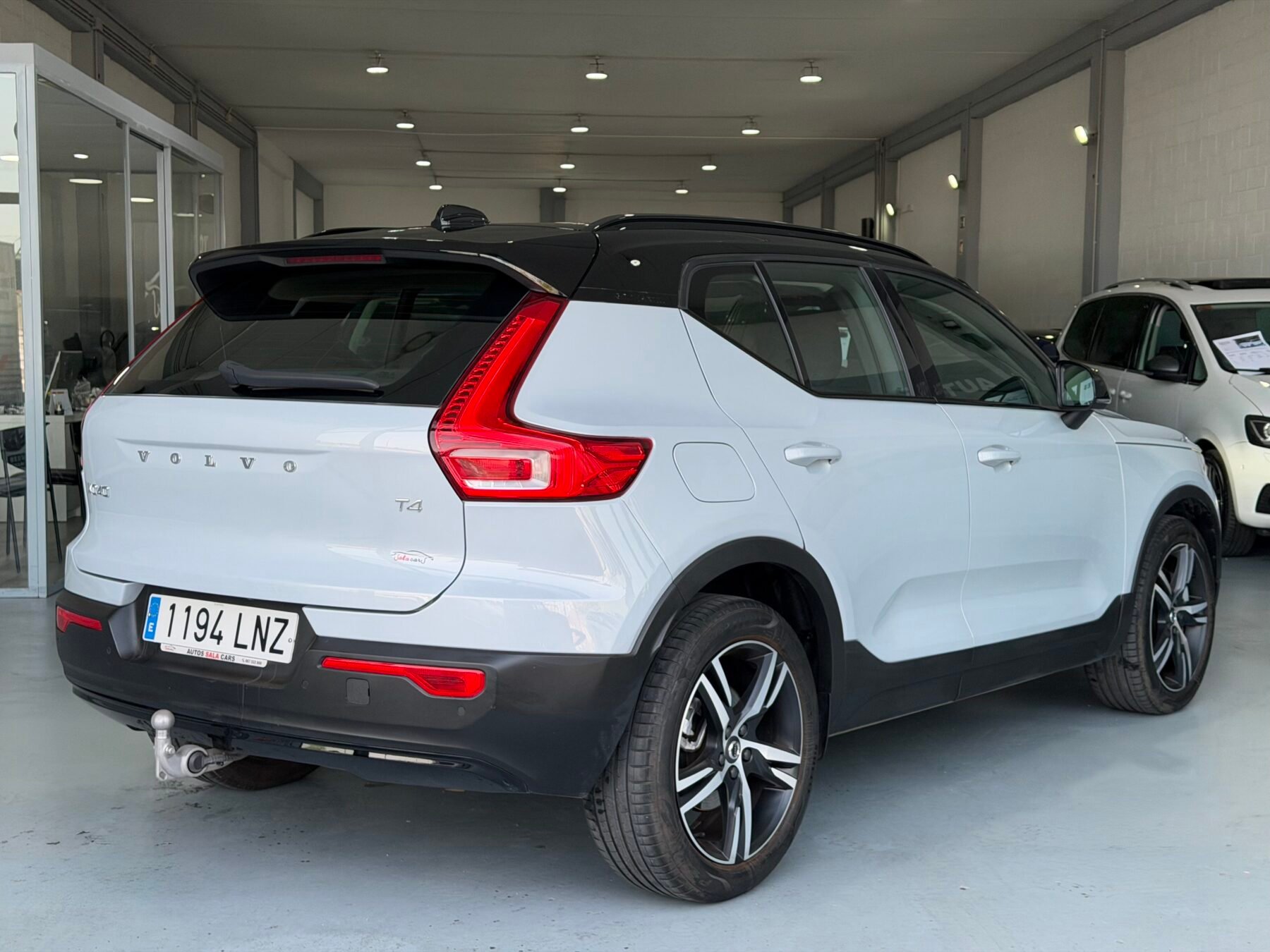 VOLVO XC40 T4 Twin Recharge RDesign Exp Auto