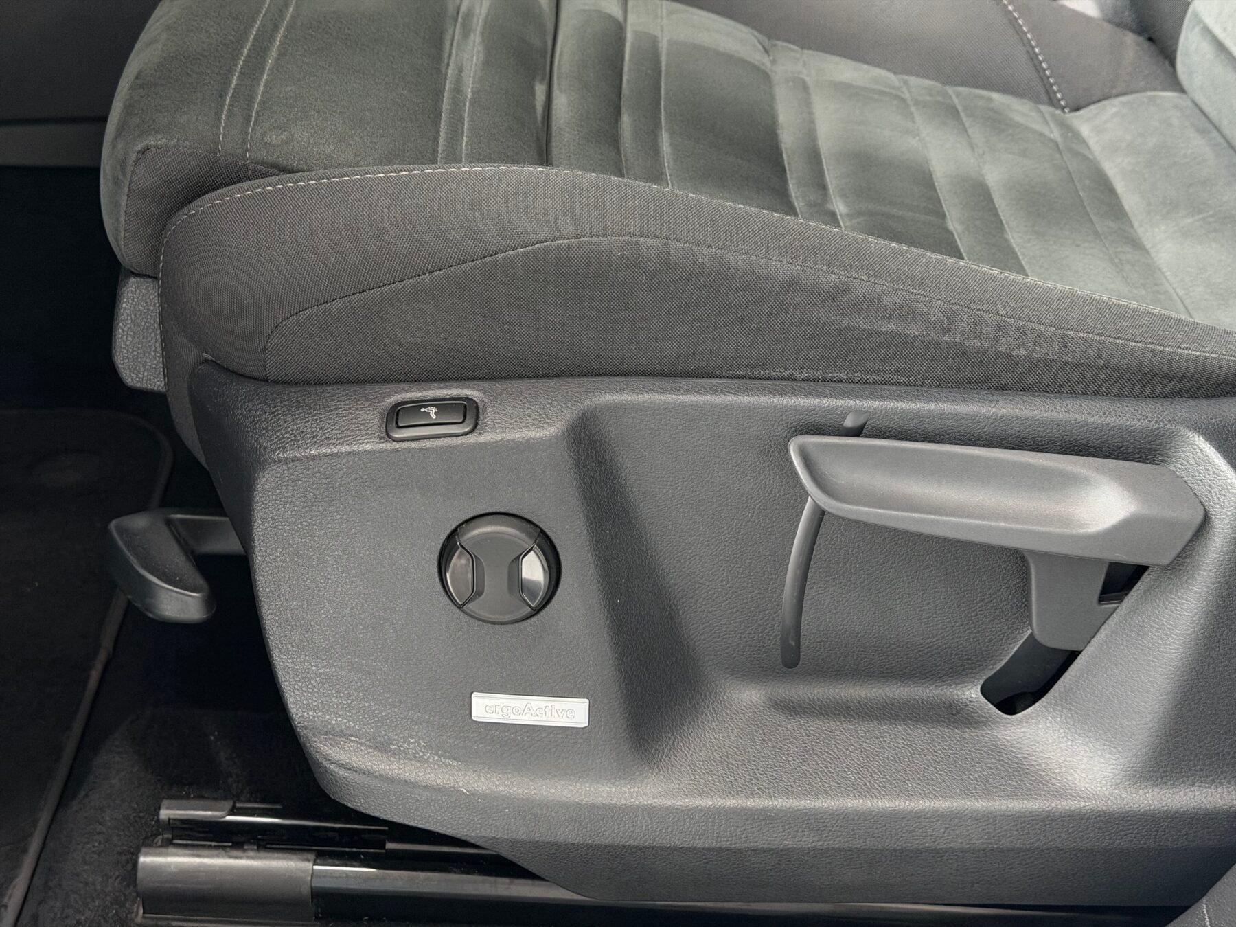 VOLKSWAGEN TOURAN RLINE 2.0 TDI 150CV DSG7 