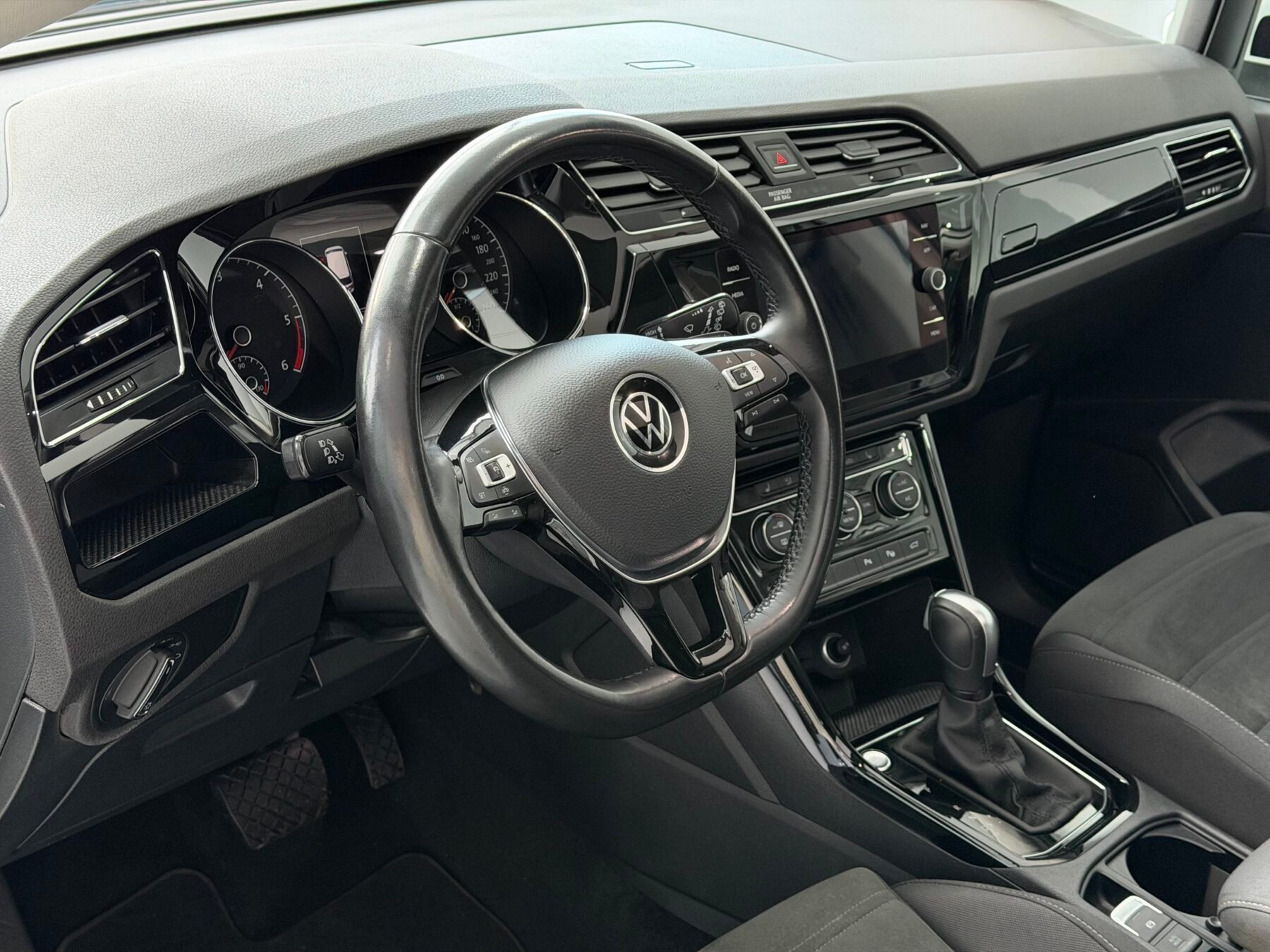 VOLKSWAGEN TOURAN RLINE 2.0 TDI 150CV DSG7 