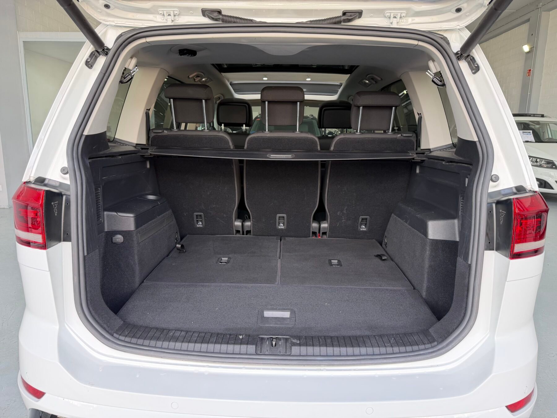 VOLKSWAGEN TOURAN RLINE 2.0 TDI 150CV DSG7 