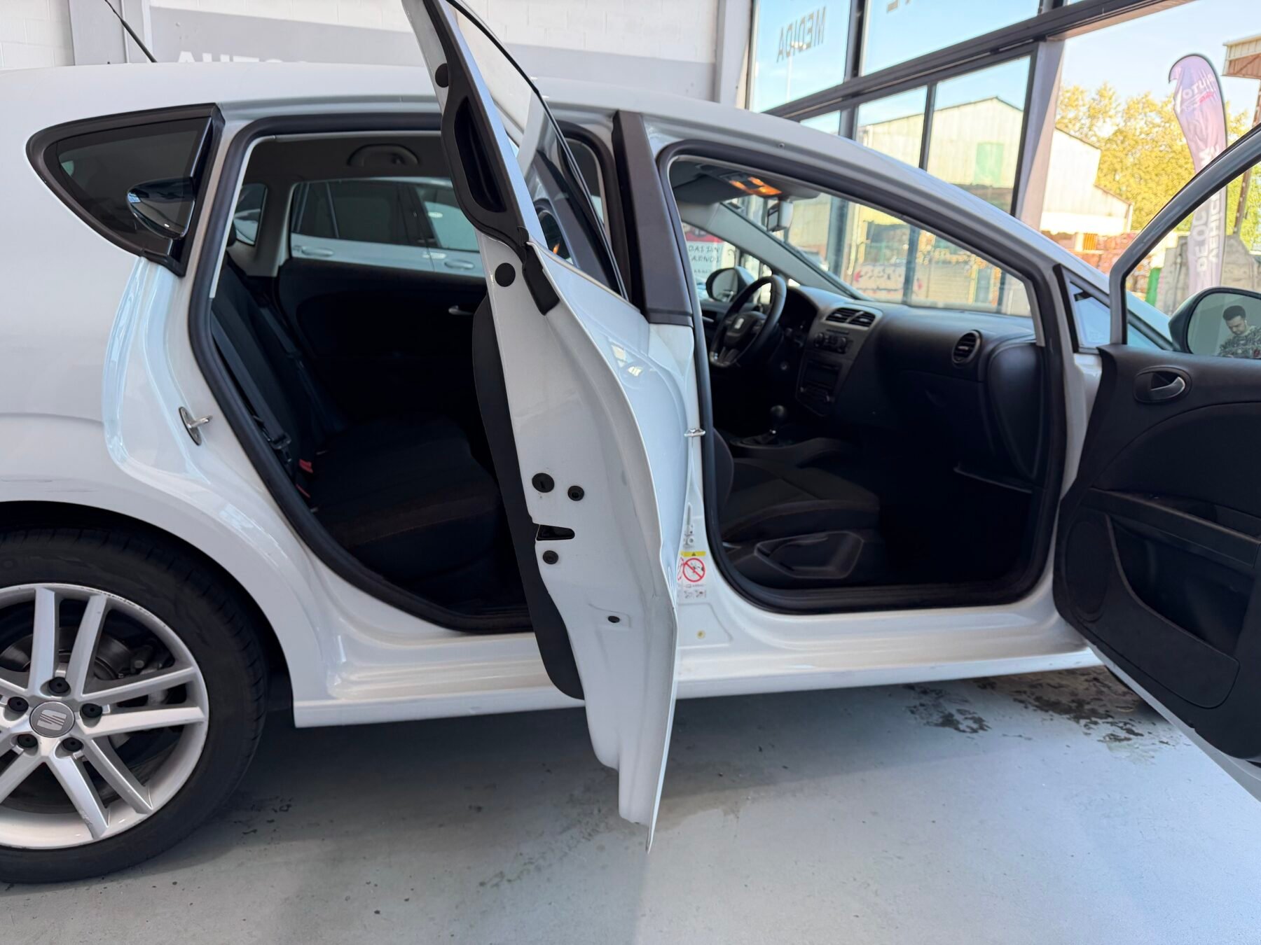 SEAT LEON 2.0 TDI 140cv DSG FR