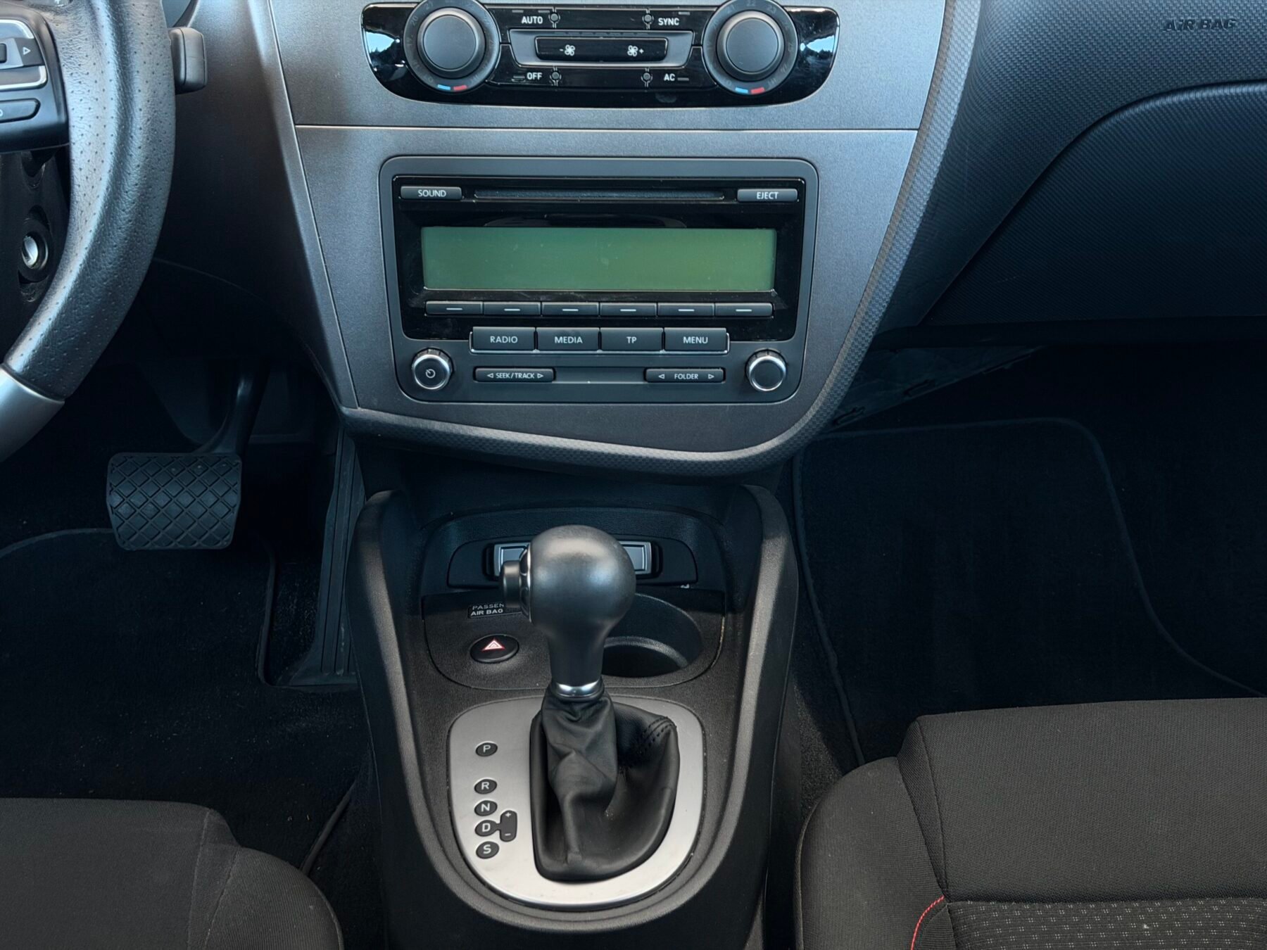 SEAT LEON 2.0 TDI 140cv DSG FR