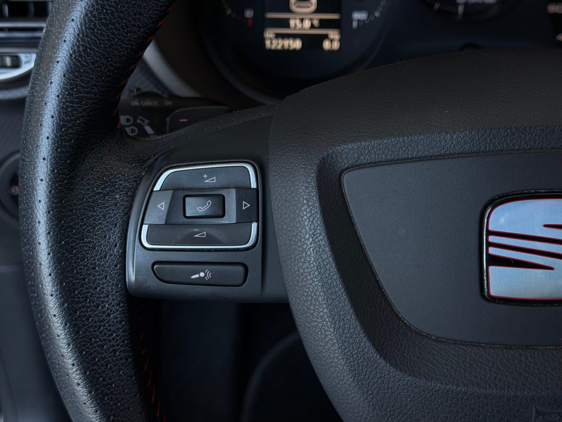 SEAT LEON 2.0 TDI 140cv DSG FR