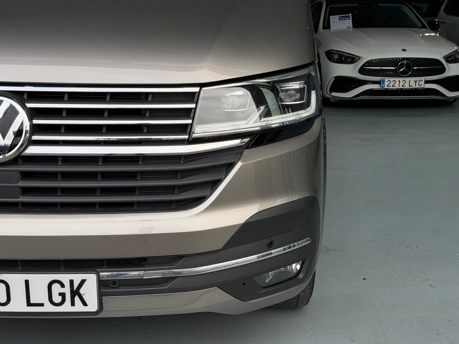 VOLKSWAGEN MULTIVAN CORTO PREMIUM DSG 2.0TDI 150cv
