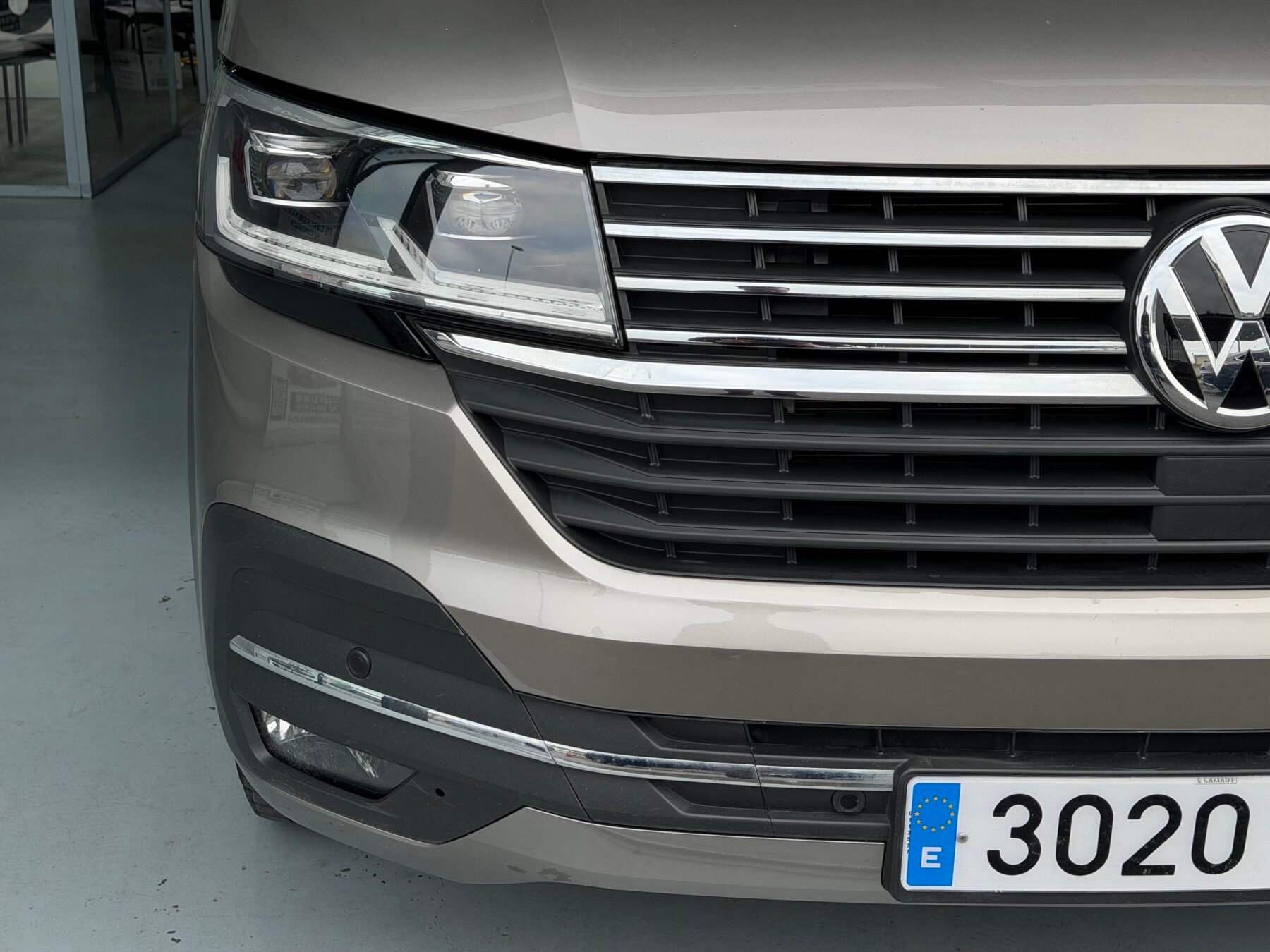 VOLKSWAGEN MULTIVAN CORTO PREMIUM DSG 2.0TDI 150cv