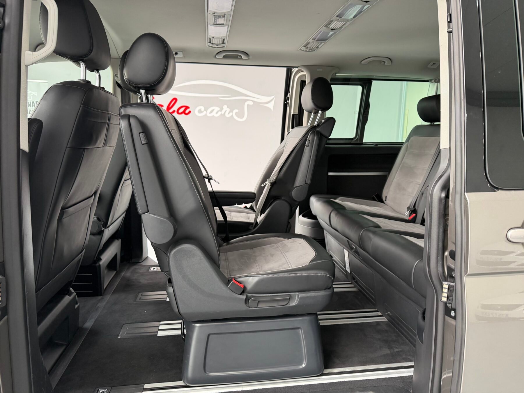 VOLKSWAGEN MULTIVAN CORTO PREMIUM DSG 2.0TDI 150cv