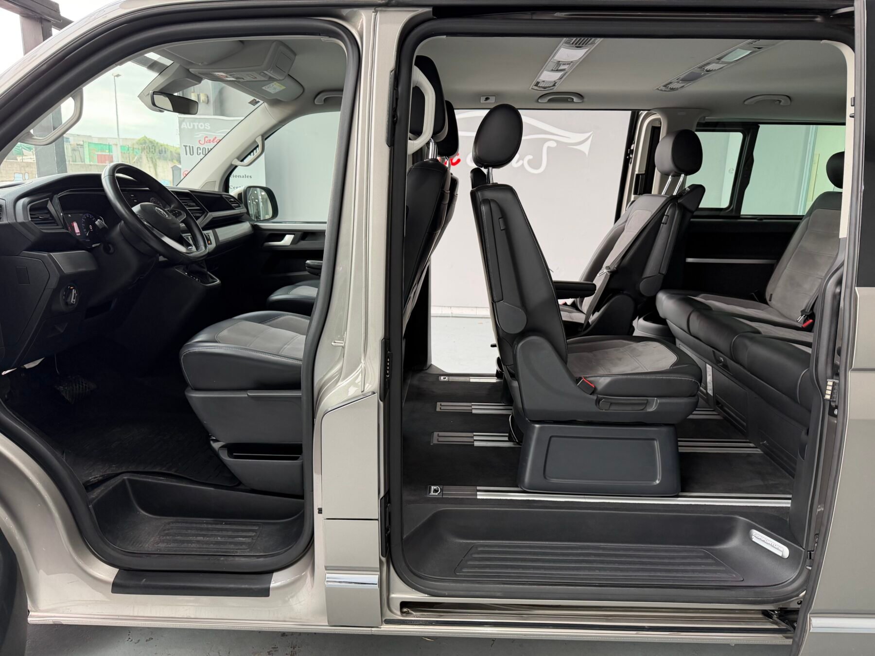 VOLKSWAGEN MULTIVAN CORTO PREMIUM DSG 2.0TDI 150cv
