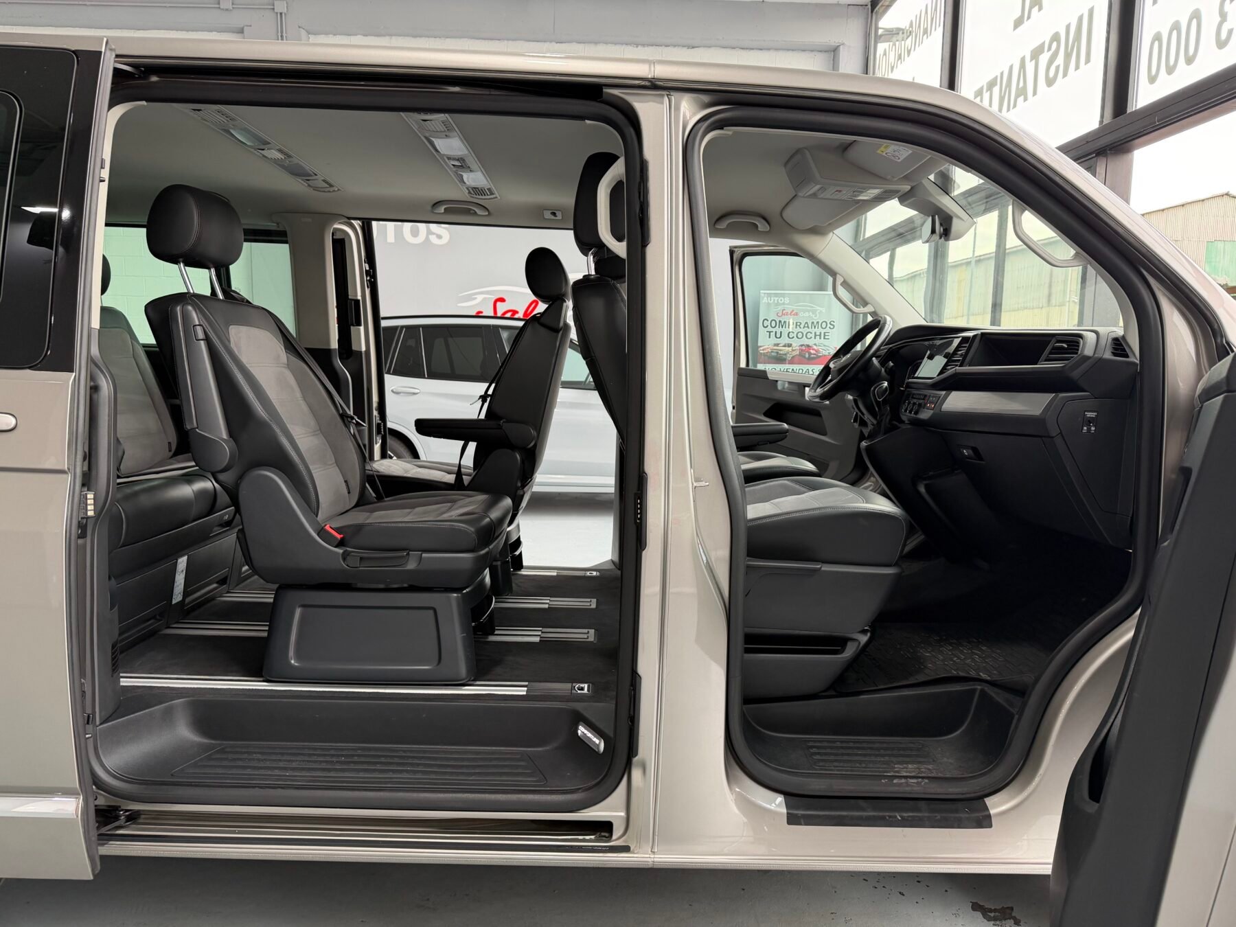 VOLKSWAGEN MULTIVAN CORTO PREMIUM DSG 2.0TDI 150cv